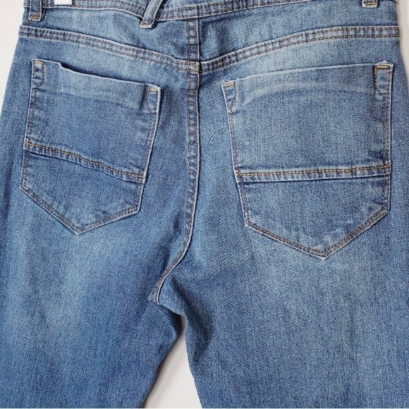 Diesel Jeans Guc. Slight Hole Front of Leg, Hardly Noticeable, Shown Last Pic. - Picture 8 of 10